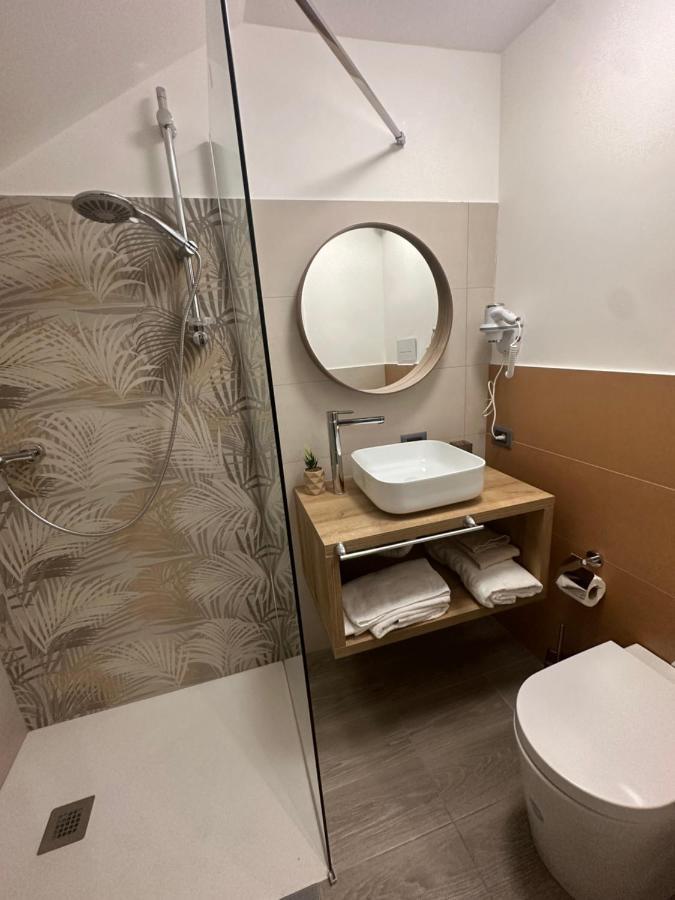 B&B Sanem Luxury Rooms Gioia Tauro Bagian luar foto